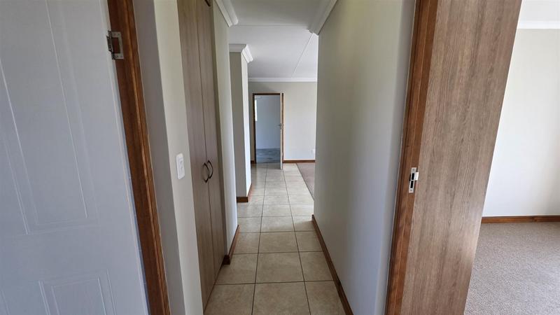2 Bedroom Property for Sale in Reebok Western Cape